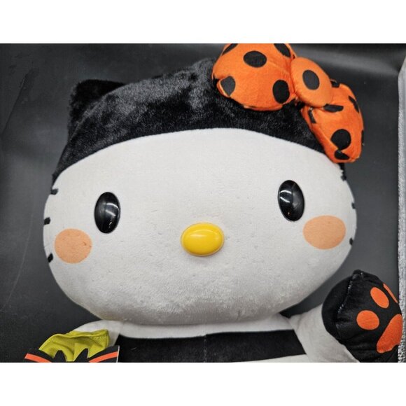 Sanrio Halloween 20" Door Greeter Hello Kitty Spooky - Picture 4 of 12
